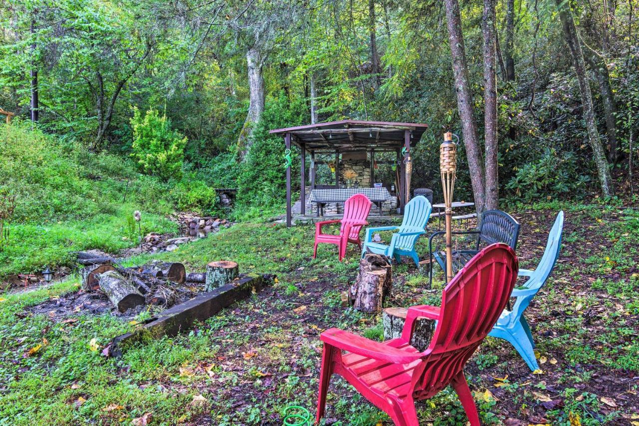 Shaw Creek Cottage With Fire Pit And Forest Views Hendersonville Exterior foto